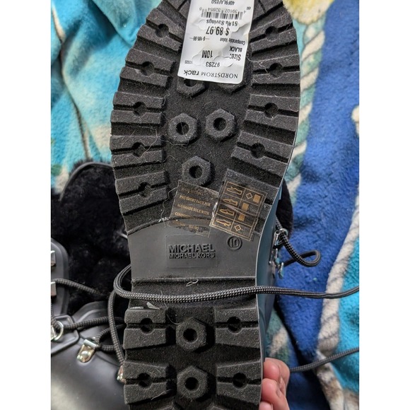 Michael Kors all weather boots - Picture 3 of 4